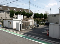 駐車スペース（4台分）